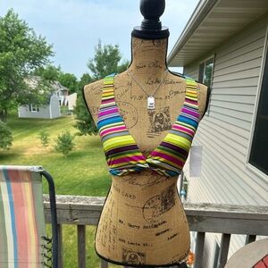 💚🌼💝NWT SPORTS BRA